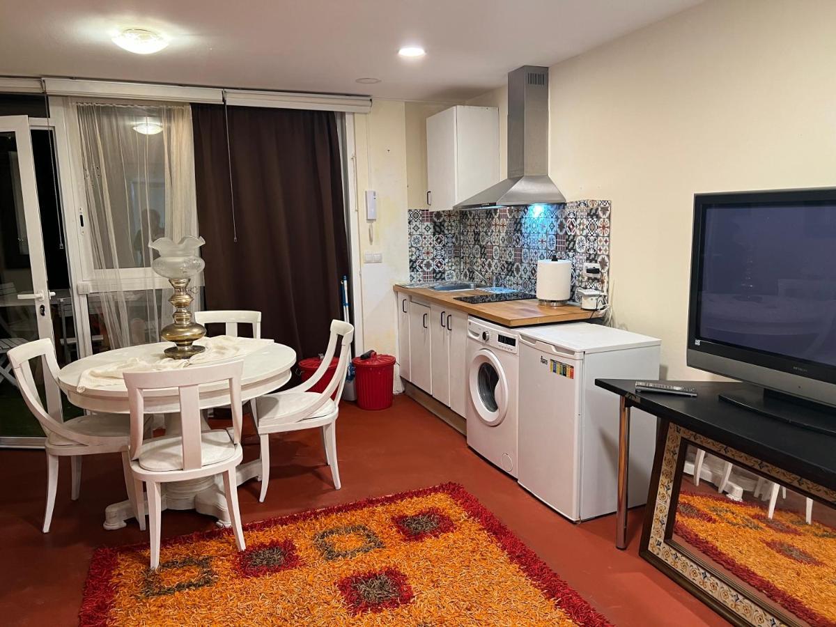 Apartamento Abierto Con Patio Matadepera Eksteriør billede