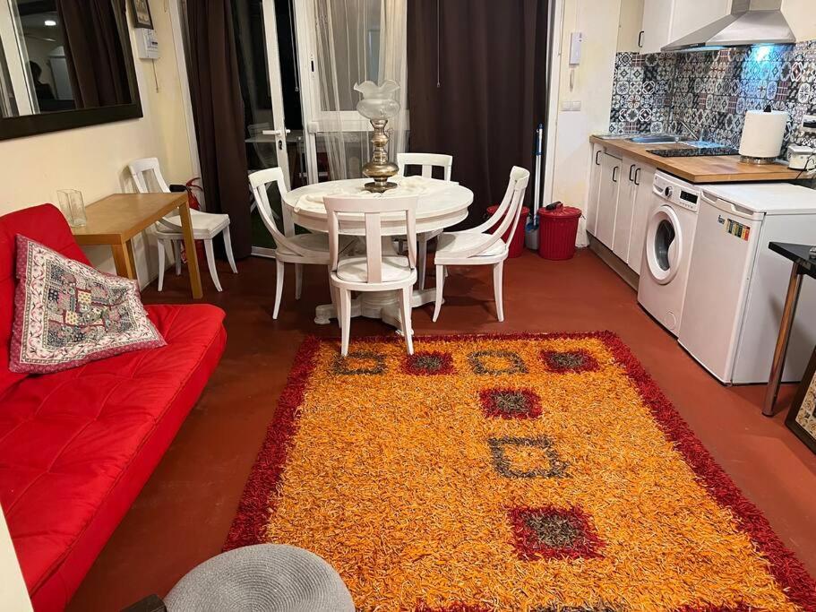 Apartamento Abierto Con Patio Matadepera Eksteriør billede