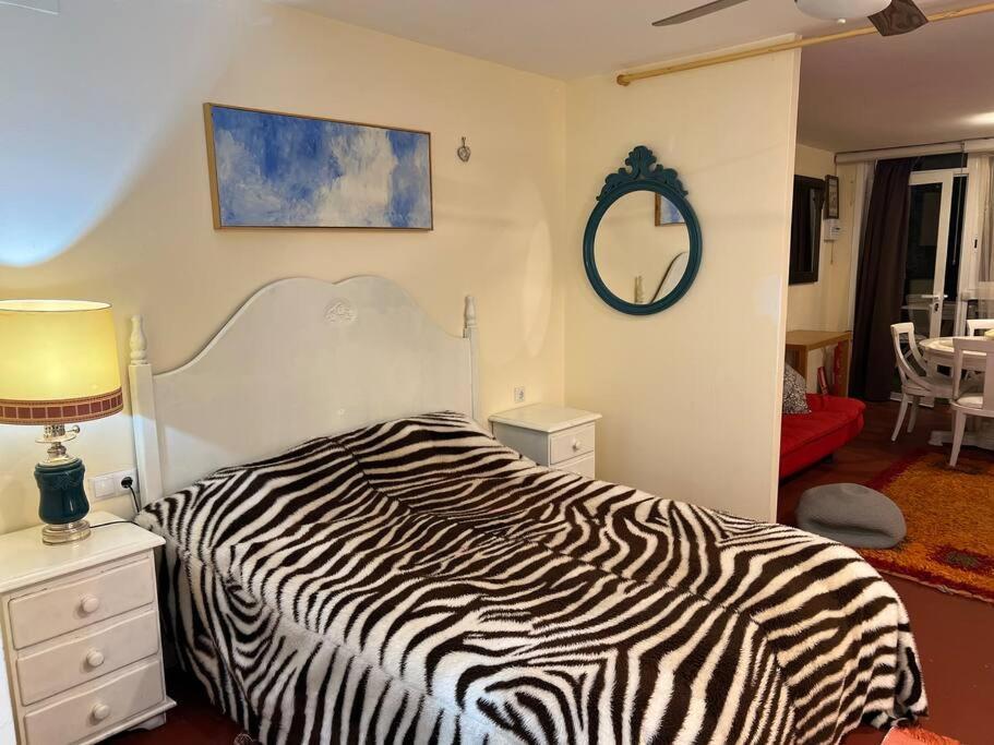Apartamento Abierto Con Patio Matadepera Eksteriør billede